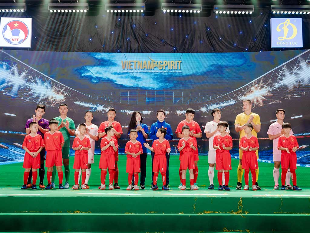 サッカーベトナム代表ユニホームスポンサーの発表及び契約締結式開催
